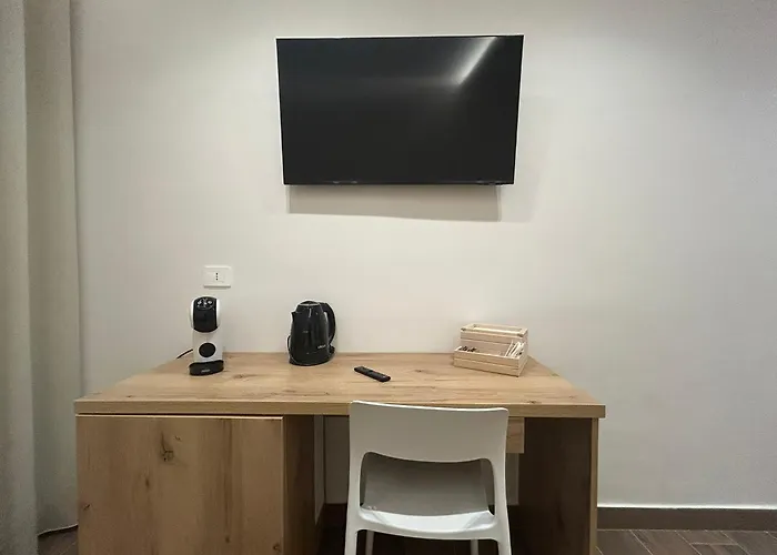 Conte' Piazza Garibaldi 4*