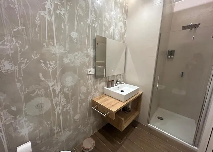 Conte' Piazza Garibaldi 4*