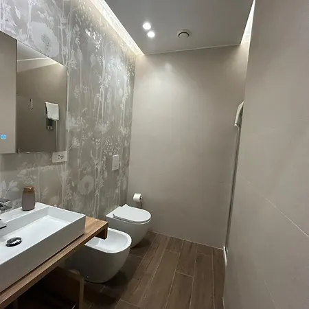 بيت ضيافة Conte' Piazza Garibaldi 4*