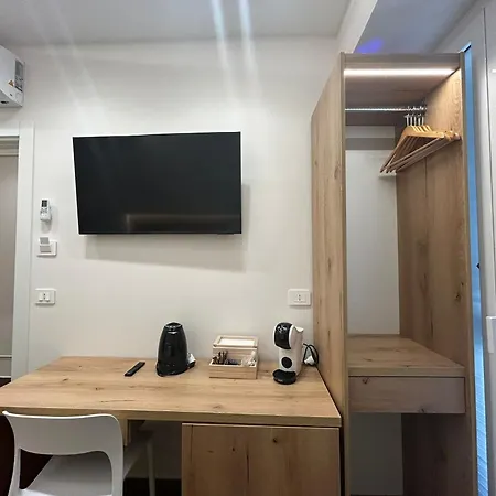 Conte' Piazza Garibaldi