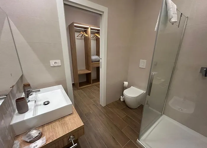 Gasthof Conte' Piazza Garibaldi Neapel