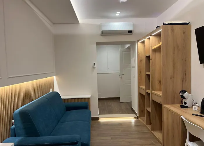 Gasthof Conte' Piazza Garibaldi Neapel