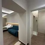 Conte' Piazza Garibaldi 4* Naples