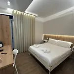 Guest house Conte' Piazza Garibaldi Naples