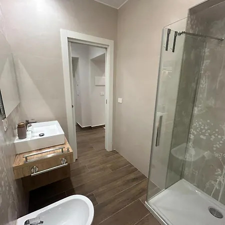 Guest house Conte' Piazza Garibaldi Naples