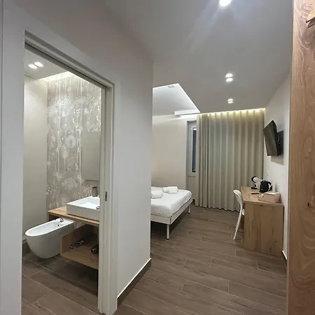 Guest house Conte' Piazza Garibaldi Naples